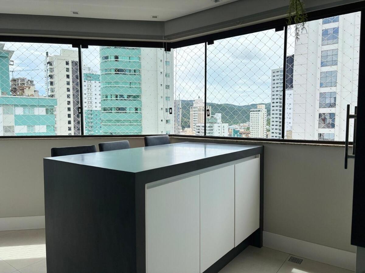 Apartamento Inteiro Reformado - Localizacao Perfeita E Otima Localizacao *
